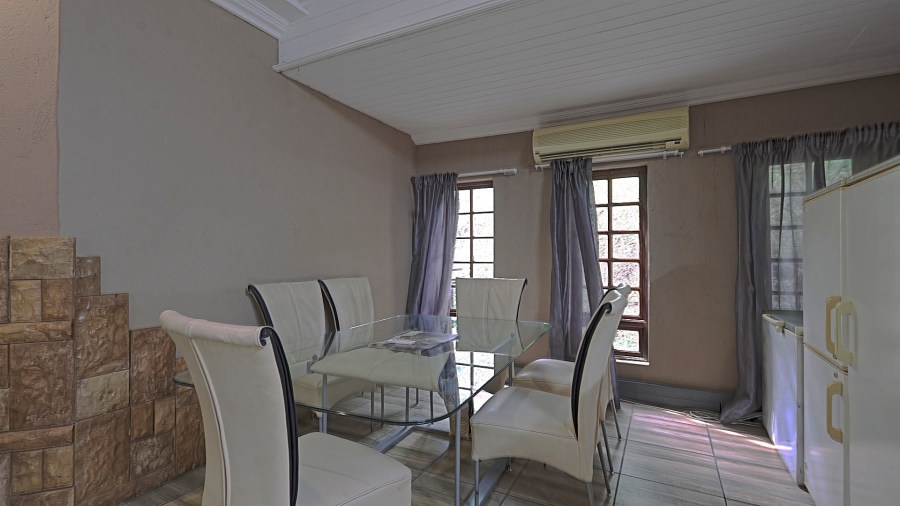 7 Bedroom Property for Sale in Marloth Park Mpumalanga