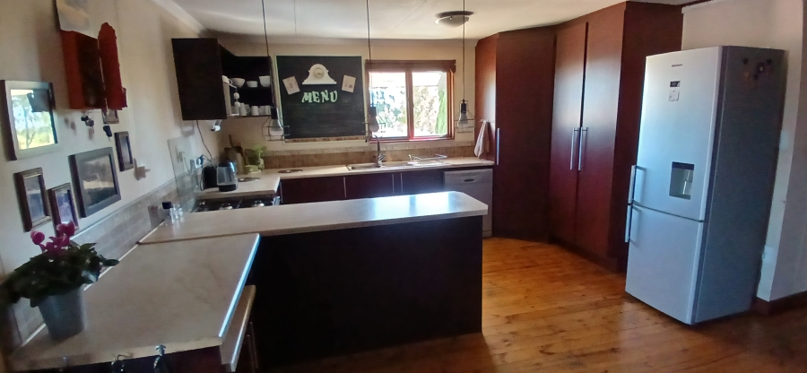 4 Bedroom Property for Sale in Kromdraai AH Mpumalanga