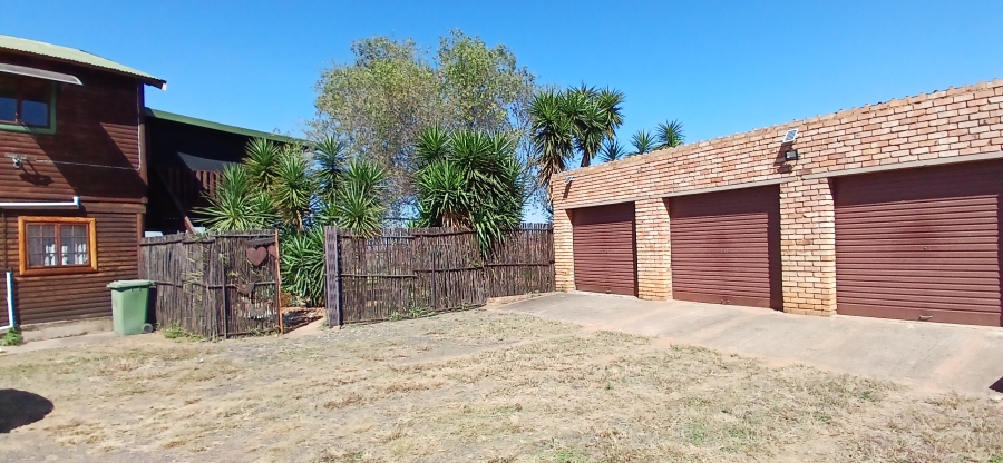 4 Bedroom Property for Sale in Kromdraai AH Mpumalanga