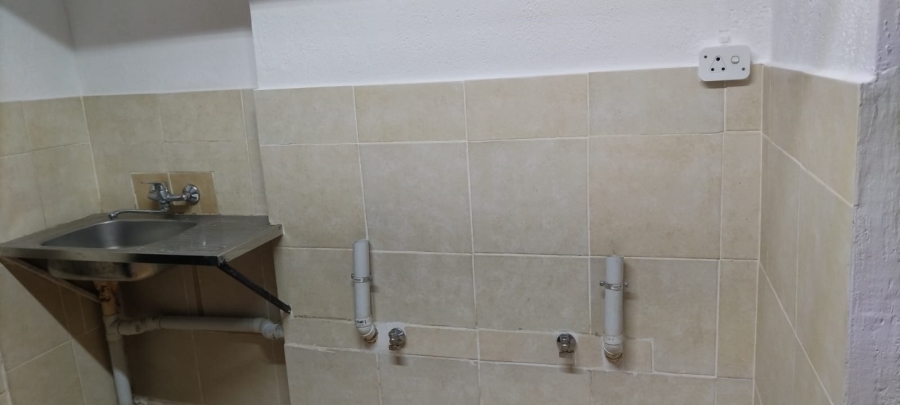 To Let 1 Bedroom Property for Rent in Nelspruit Rural Mpumalanga