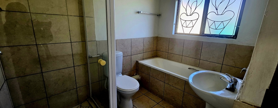 3 Bedroom Property for Sale in Jackaroo A H Mpumalanga