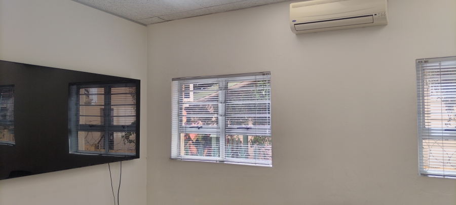 To Let Commercial Property for Rent in Sonheuwel Ext 1 Mpumalanga