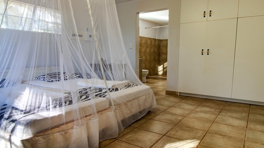 2 Bedroom Property for Sale in Marloth Park Mpumalanga