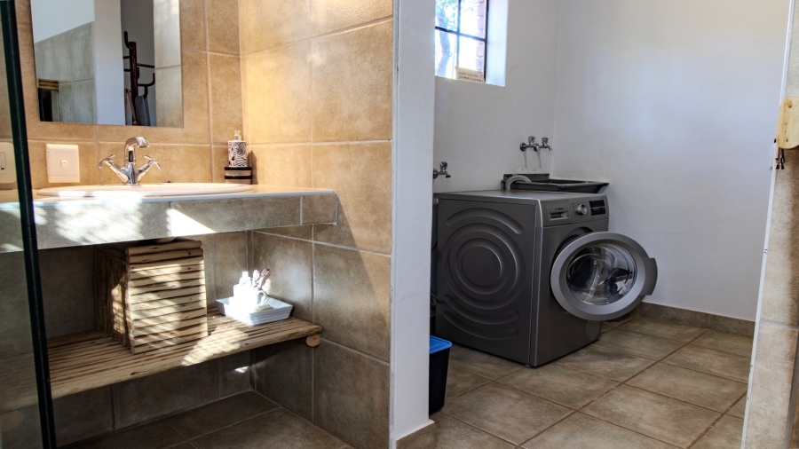 2 Bedroom Property for Sale in Marloth Park Mpumalanga