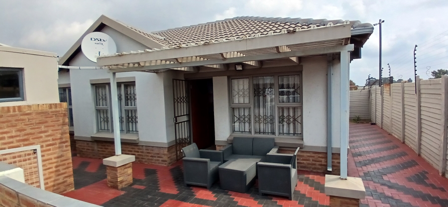 3 Bedroom Property for Sale in Dixon A H Mpumalanga