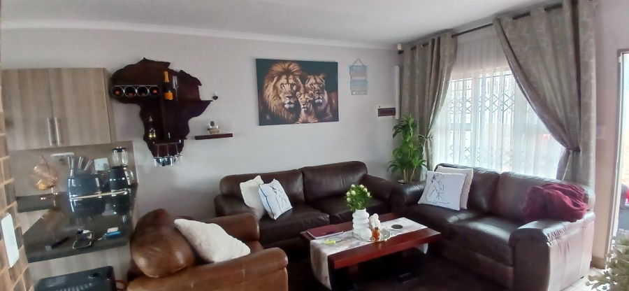 3 Bedroom Property for Sale in Dixon A H Mpumalanga
