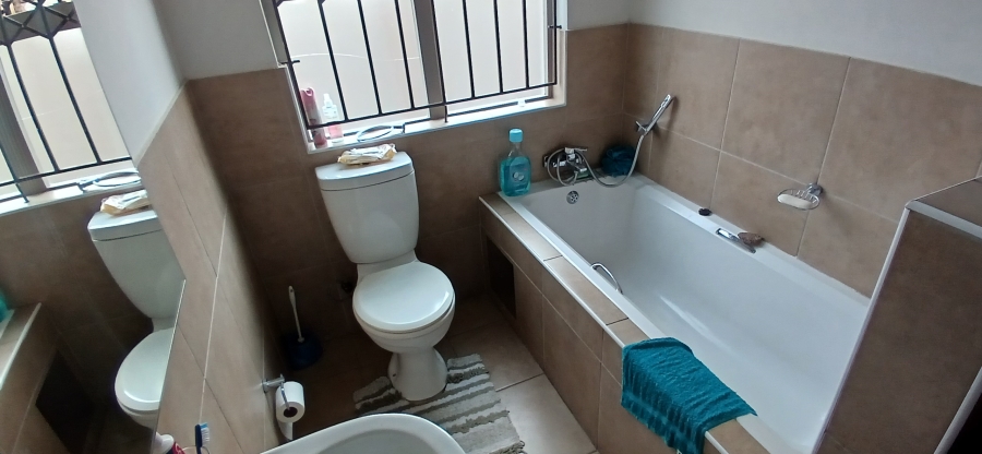 3 Bedroom Property for Sale in Dixon A H Mpumalanga