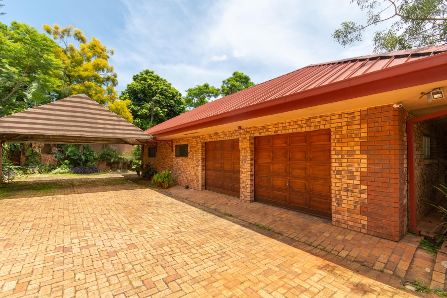 10 Bedroom Property for Sale in White River Ext 5 Mpumalanga