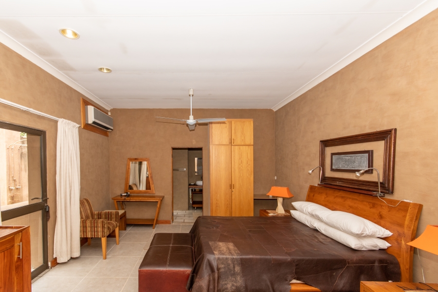 10 Bedroom Property for Sale in White River Ext 5 Mpumalanga