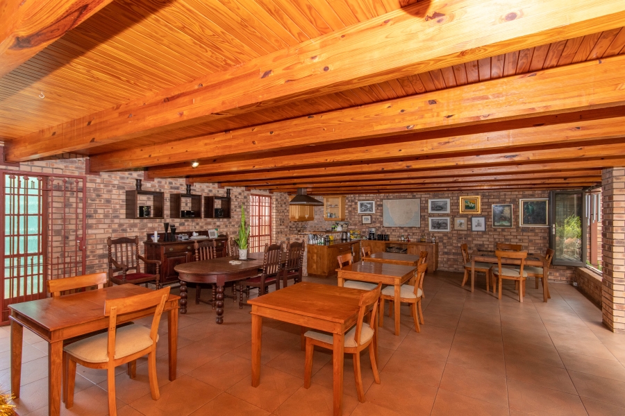 10 Bedroom Property for Sale in White River Ext 5 Mpumalanga