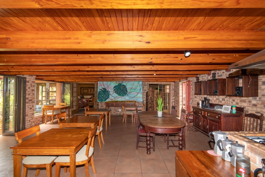 10 Bedroom Property for Sale in White River Ext 5 Mpumalanga