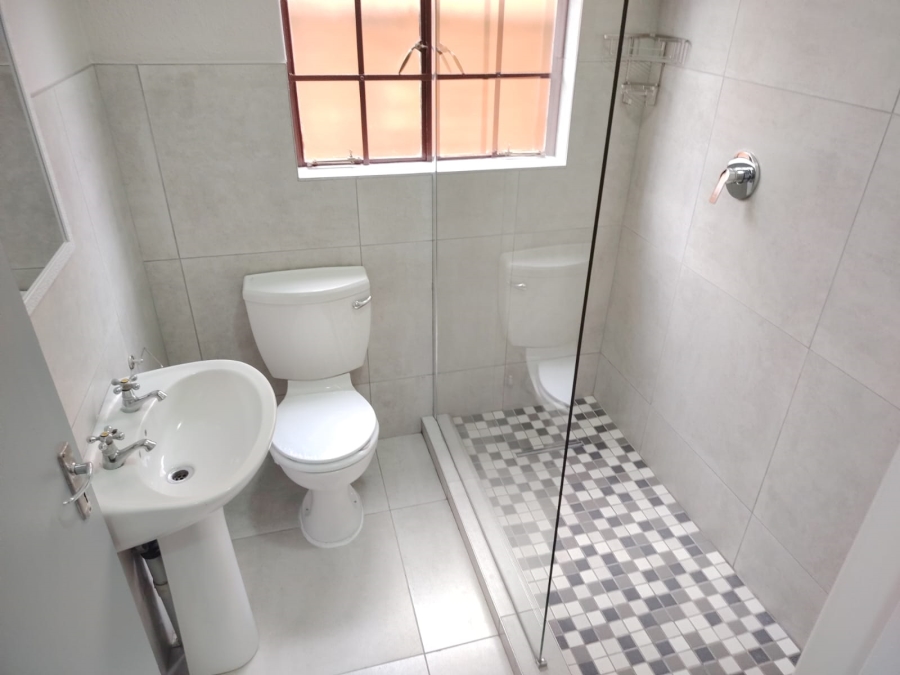 To Let 2 Bedroom Property for Rent in West Acres Mpumalanga