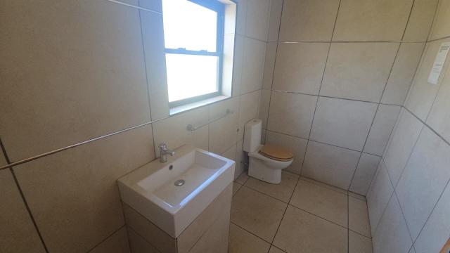 To Let Commercial Property for Rent in Vaalbank Mpumalanga