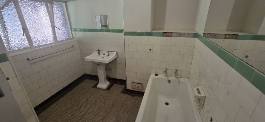 To Let Commercial Property for Rent in Nelspruit Ext 1 Mpumalanga