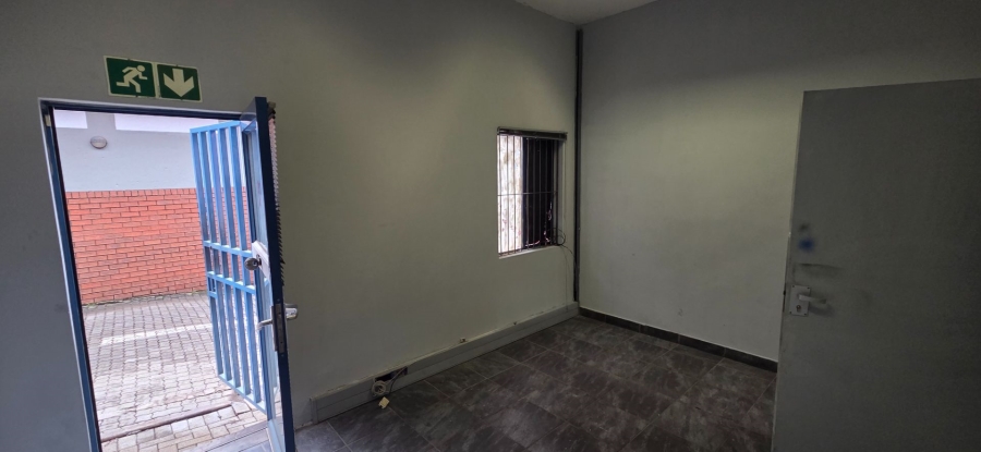To Let Commercial Property for Rent in Riverside Park Mpumalanga
