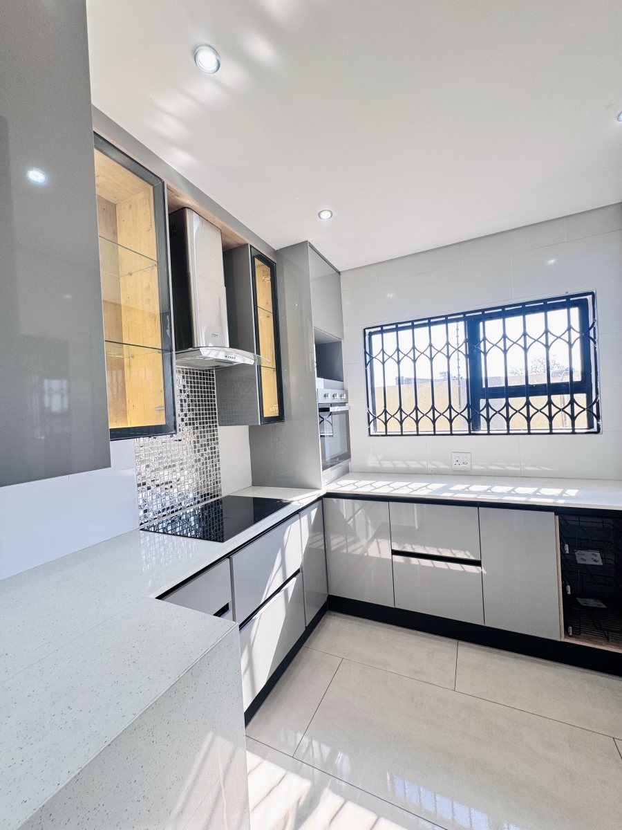 4 Bedroom Property for Sale in Aerorand Mpumalanga