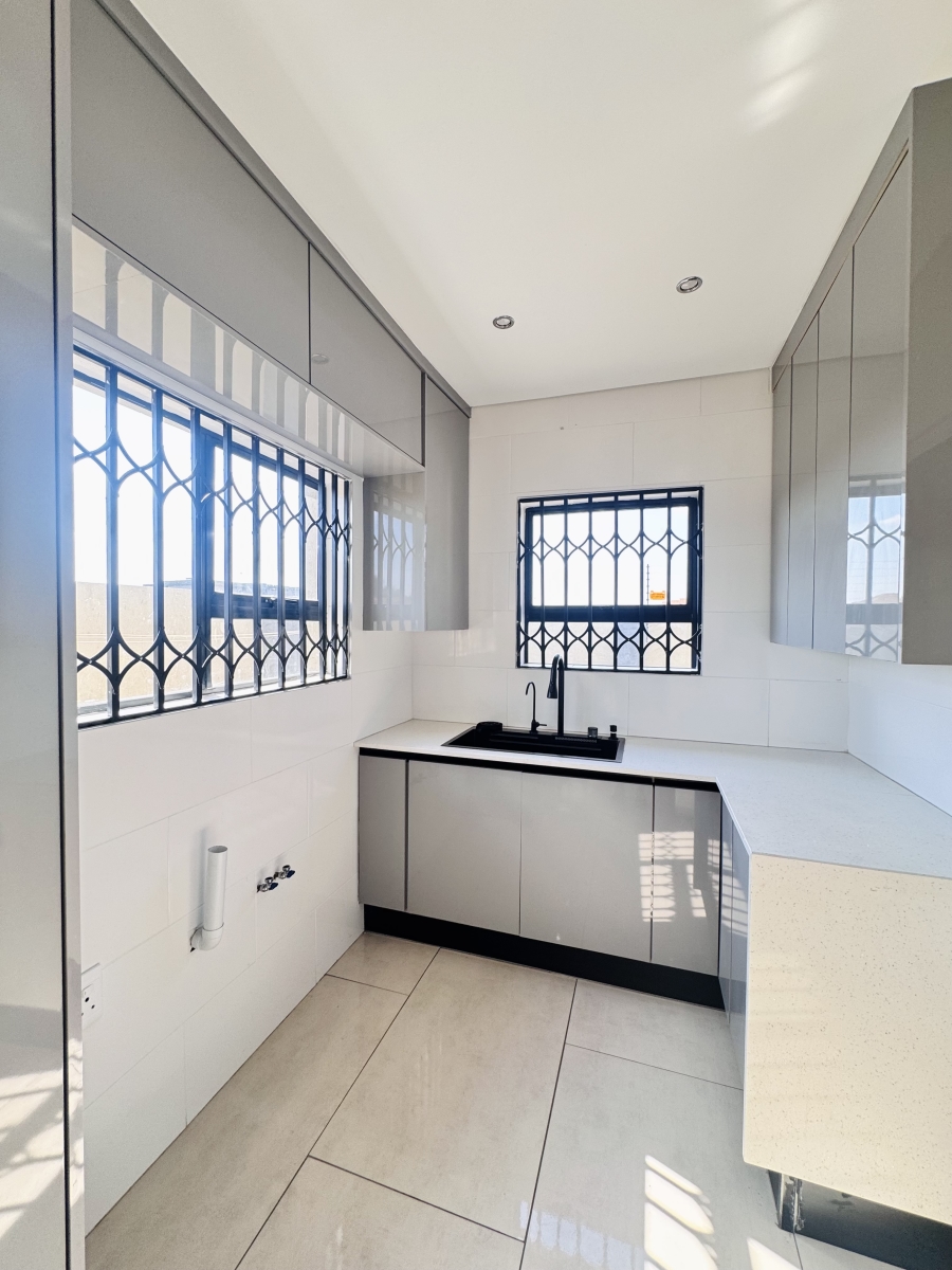 4 Bedroom Property for Sale in Aerorand Mpumalanga
