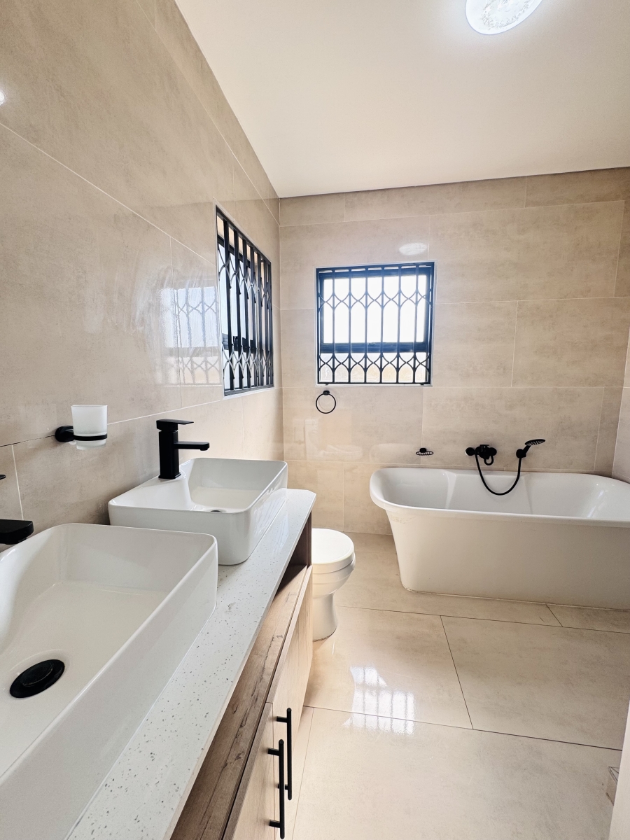 4 Bedroom Property for Sale in Aerorand Mpumalanga