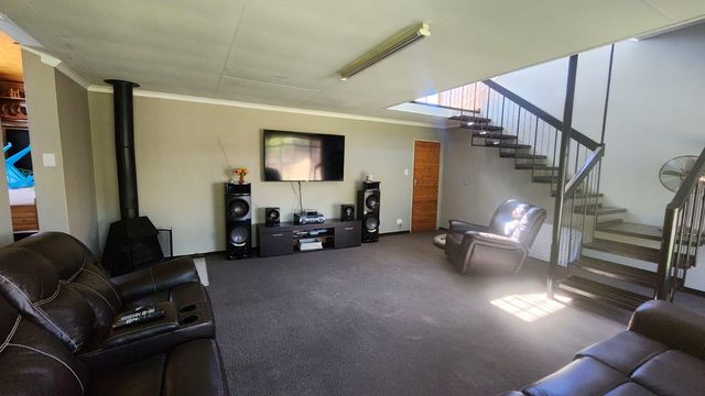 To Let 4 Bedroom Property for Rent in Noordrand Mpumalanga