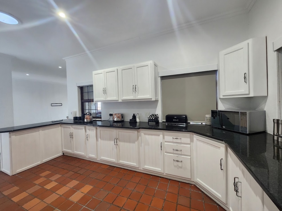 4 Bedroom Property for Sale in Nelspruit Ext 14 Mpumalanga