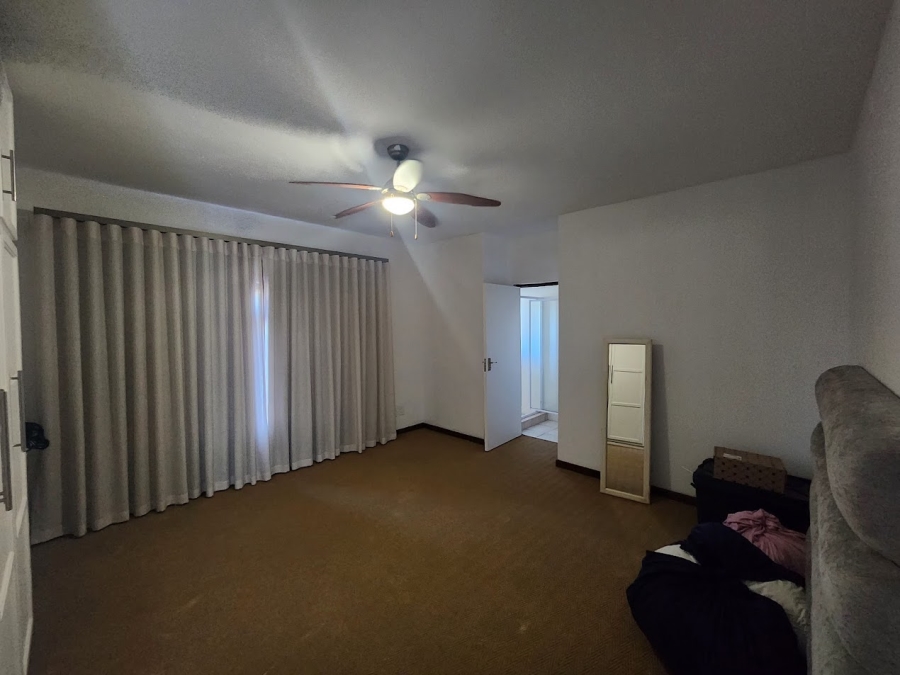 4 Bedroom Property for Sale in Nelspruit Ext 14 Mpumalanga