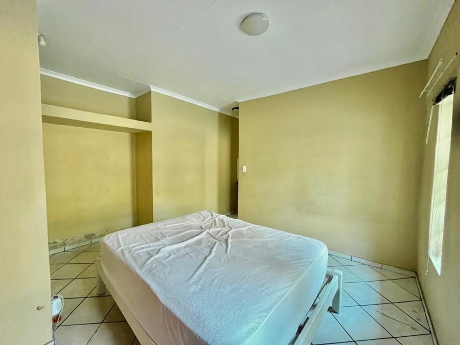 1 Bedroom Property for Sale in Nelspruit Ext 4 Mpumalanga
