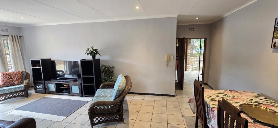 5 Bedroom Property for Sale in Colts Hill Mpumalanga