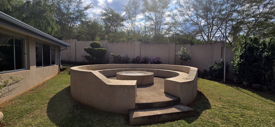 5 Bedroom Property for Sale in White River Mpumalanga