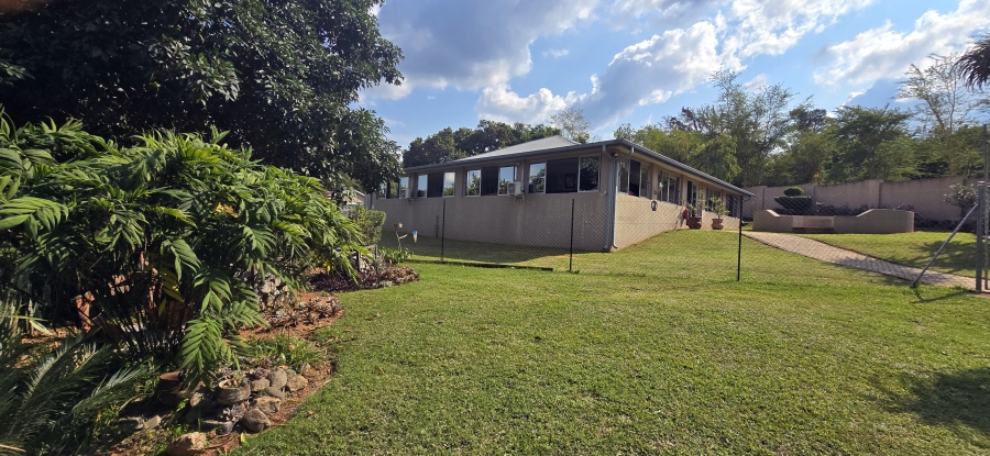 5 Bedroom Property for Sale in White River Mpumalanga