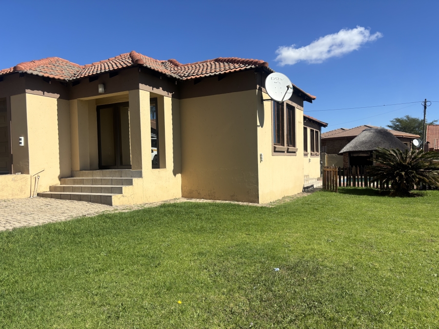 3 Bedroom Property for Sale in Model Park Mpumalanga