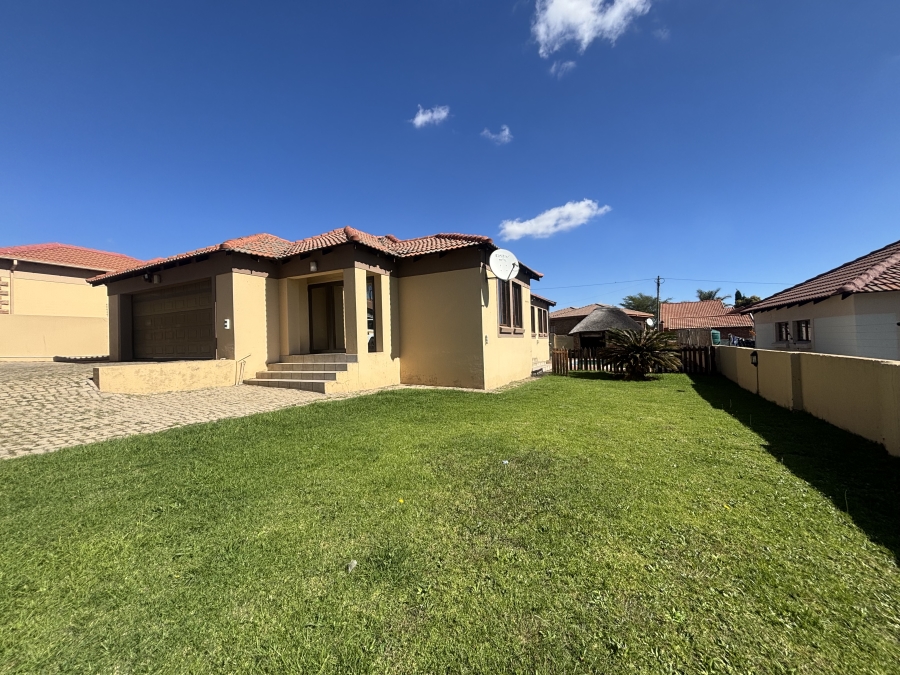 3 Bedroom Property for Sale in Model Park Mpumalanga