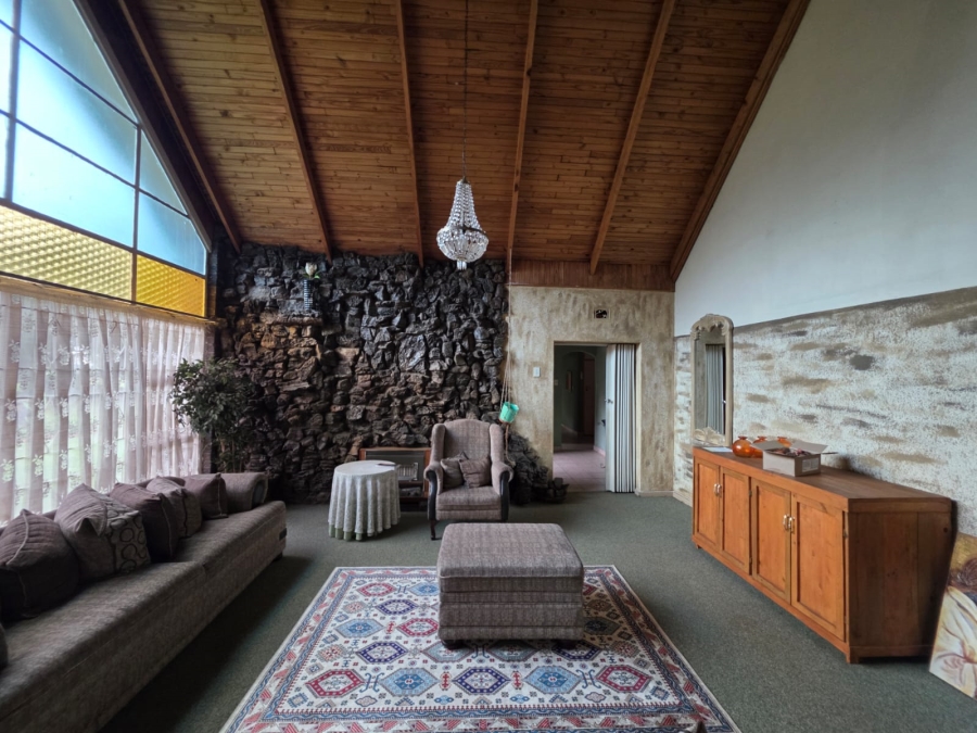4 Bedroom Property for Sale in Rietkol AH Mpumalanga
