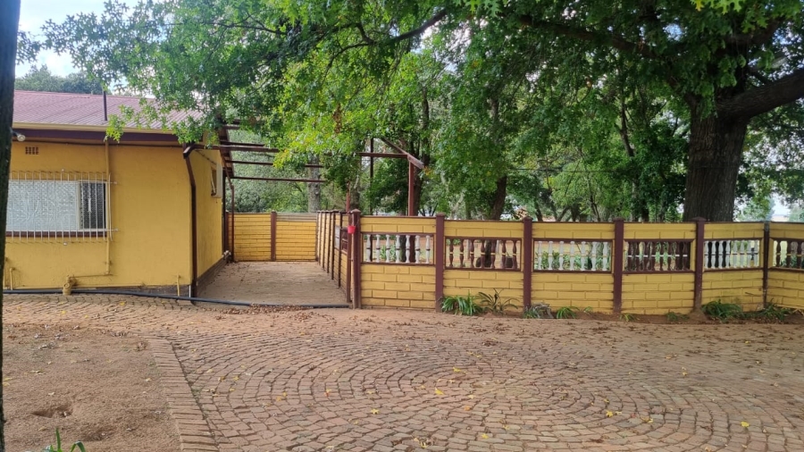4 Bedroom Property for Sale in Rietkol AH Mpumalanga