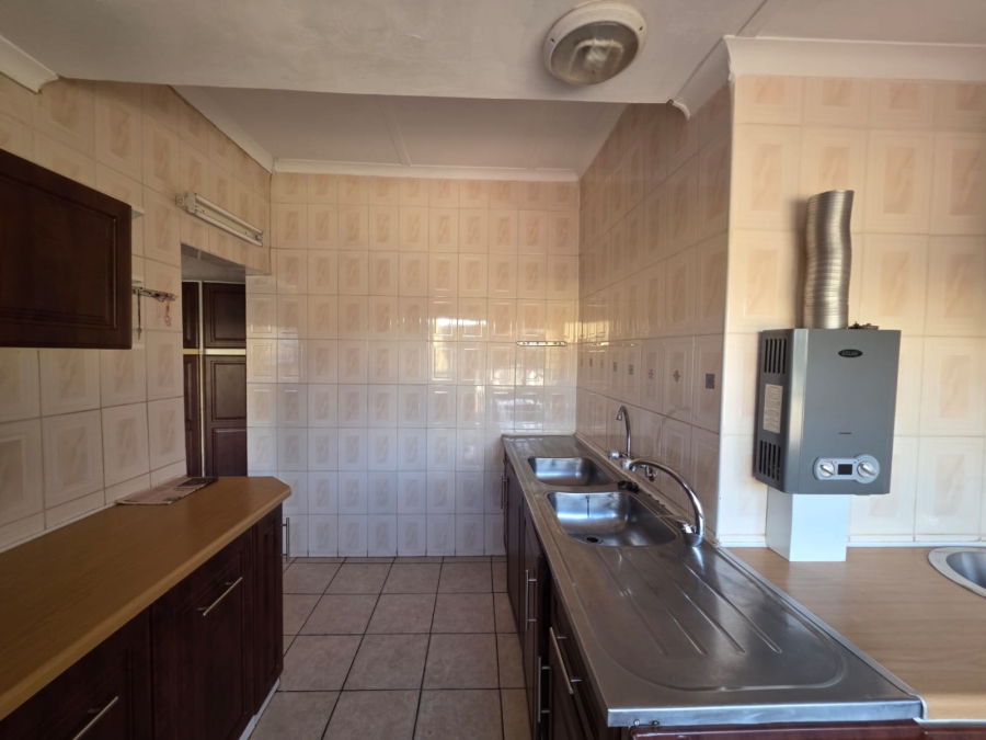 4 Bedroom Property for Sale in Rietkol AH Mpumalanga