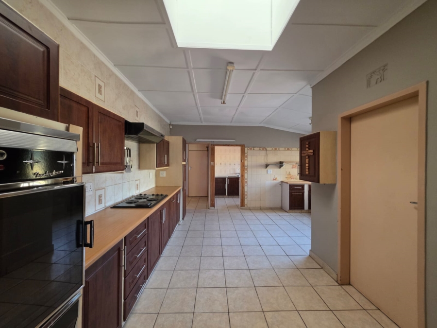 4 Bedroom Property for Sale in Rietkol AH Mpumalanga