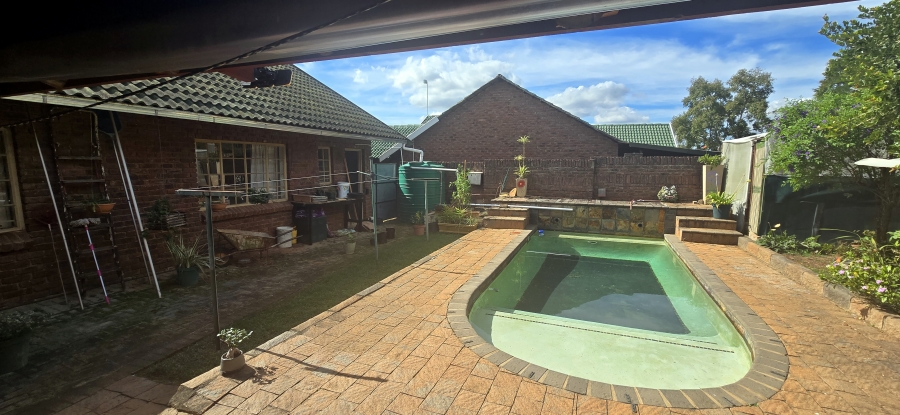 3 Bedroom Property for Sale in Kingsview Ext 2 Mpumalanga