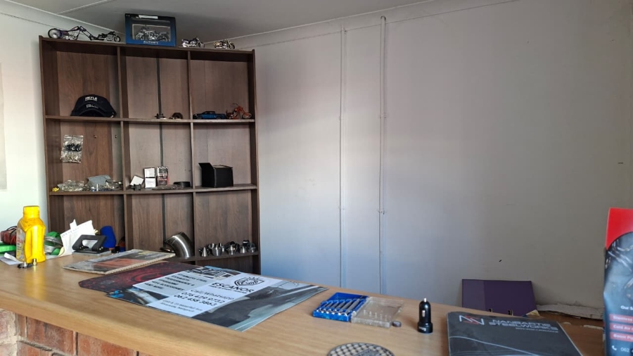 To Let Commercial Property for Rent in Riverside Park Mpumalanga