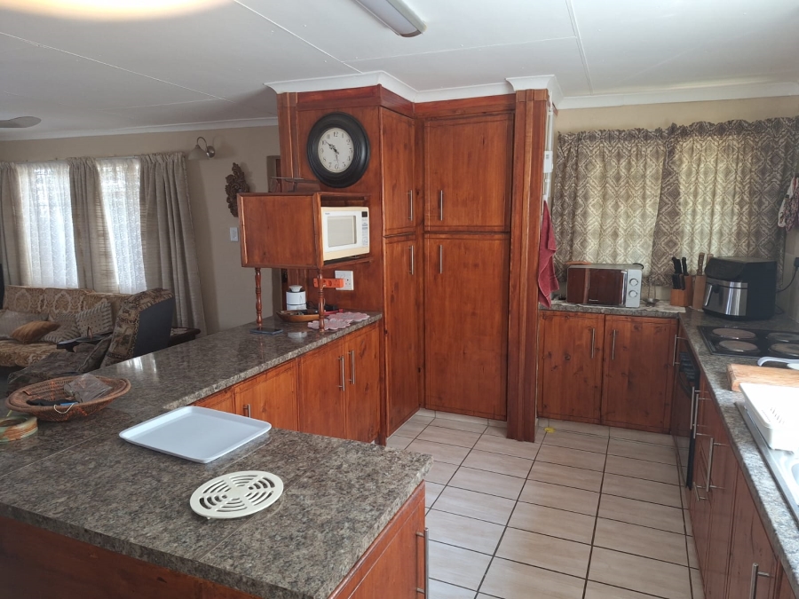 3 Bedroom Property for Sale in Msholozi Mpumalanga
