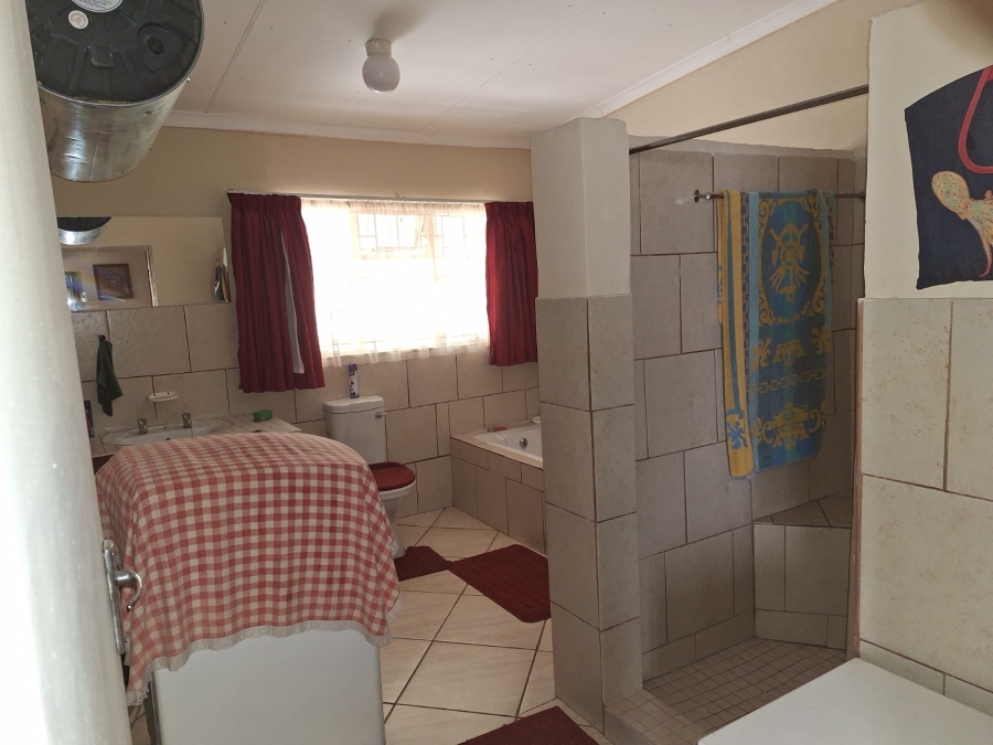 3 Bedroom Property for Sale in Msholozi Mpumalanga
