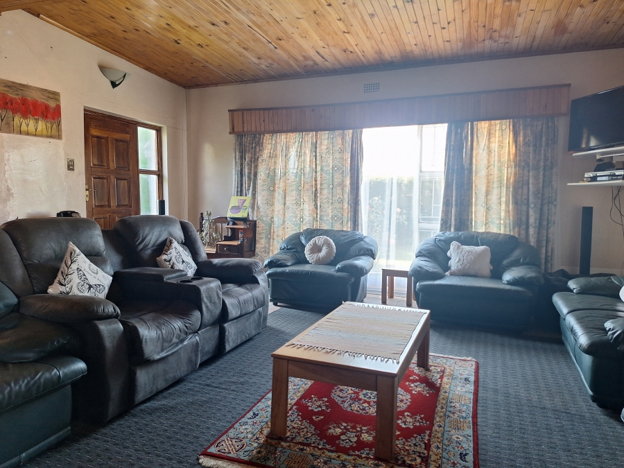 3 Bedroom Property for Sale in Volksrust Mpumalanga
