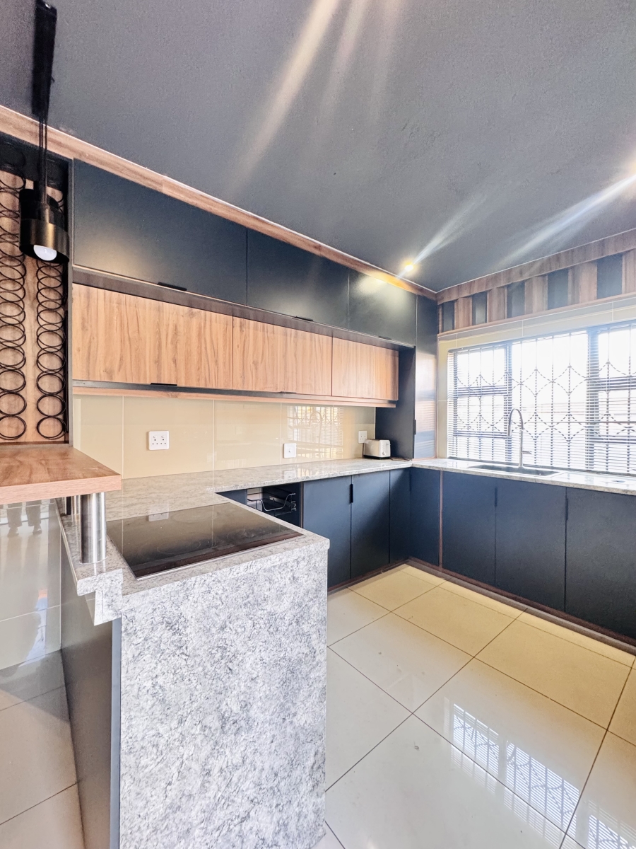 5 Bedroom Property for Sale in Mineralia Mpumalanga