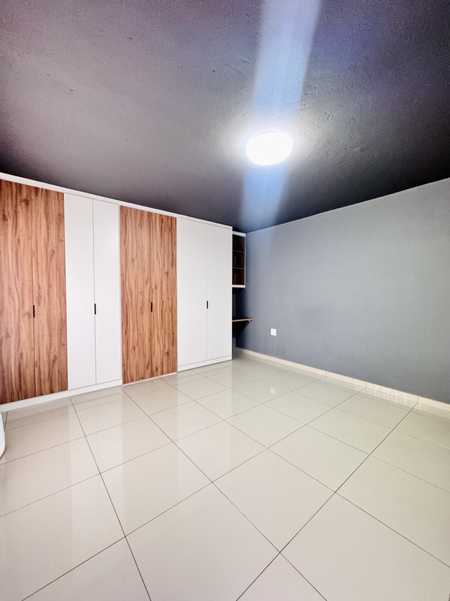 5 Bedroom Property for Sale in Mineralia Mpumalanga