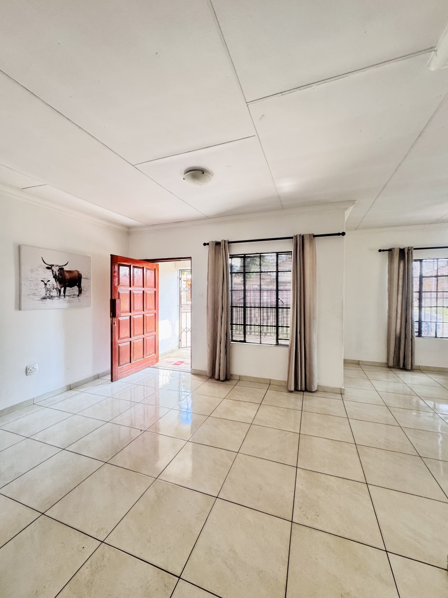 3 Bedroom Property for Sale in Mineralia Mpumalanga