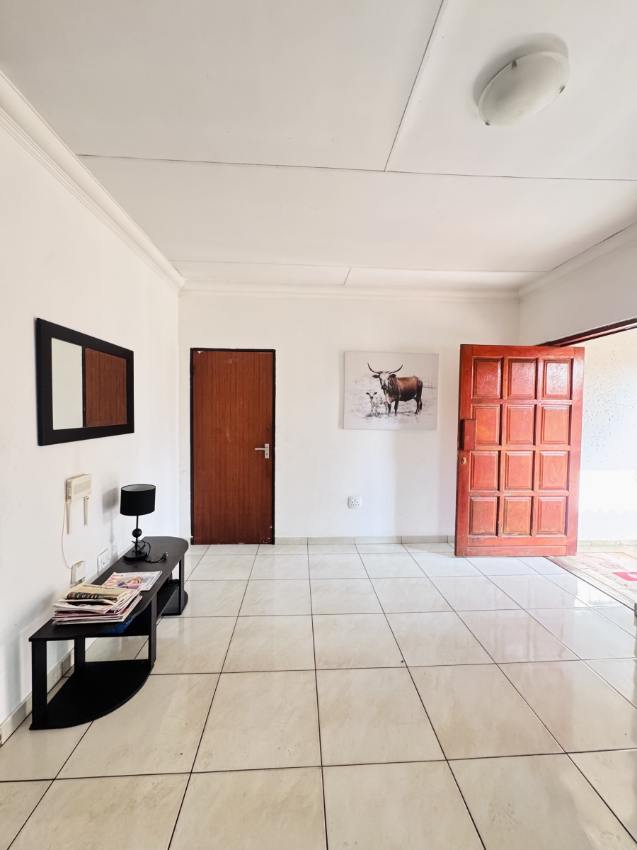 3 Bedroom Property for Sale in Mineralia Mpumalanga