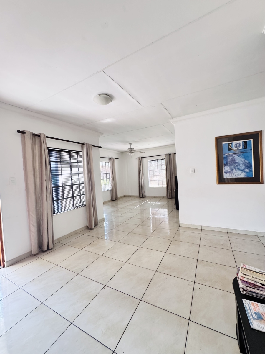 3 Bedroom Property for Sale in Mineralia Mpumalanga