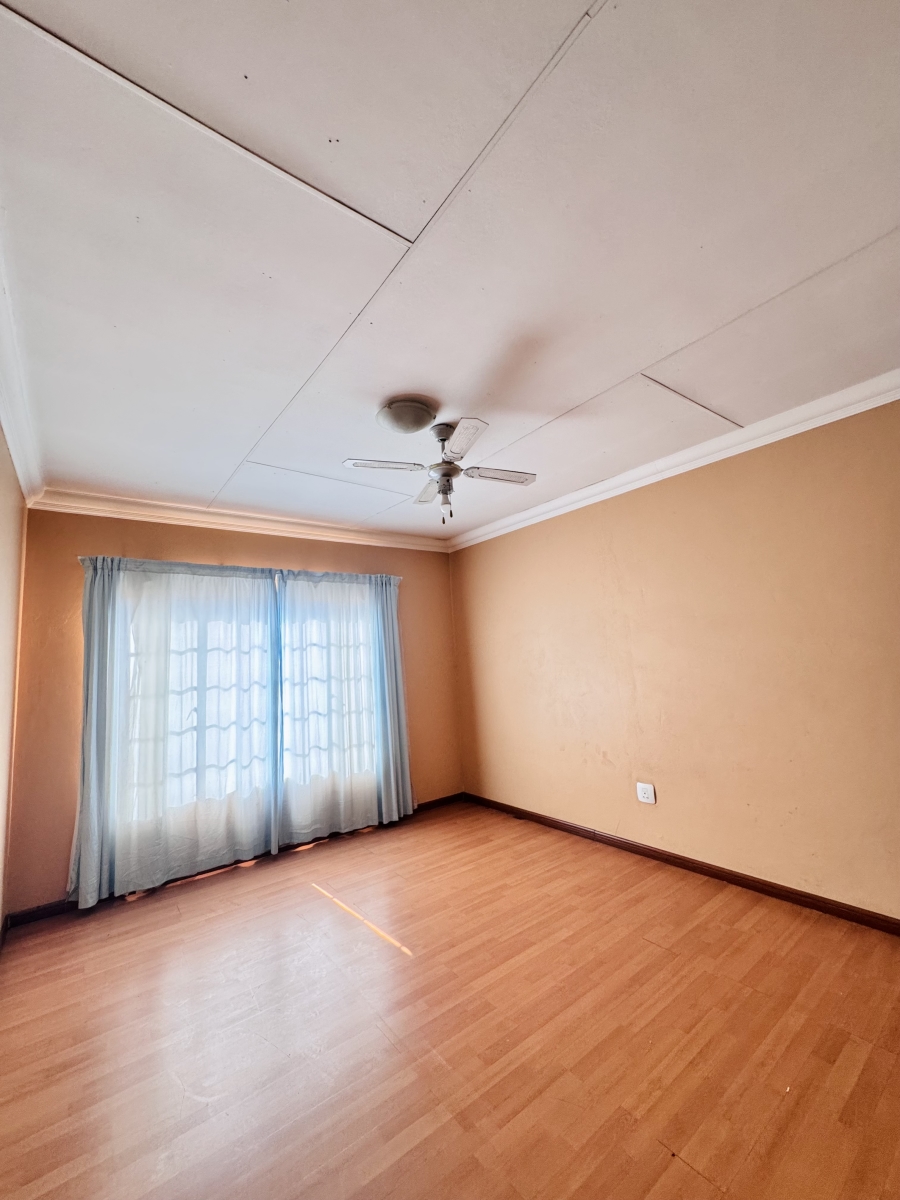 3 Bedroom Property for Sale in Mineralia Mpumalanga