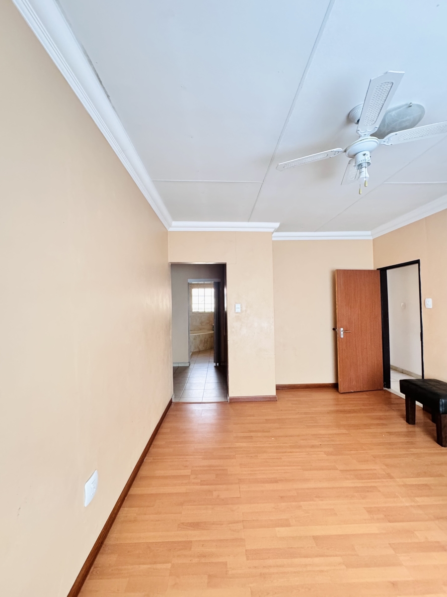 3 Bedroom Property for Sale in Mineralia Mpumalanga