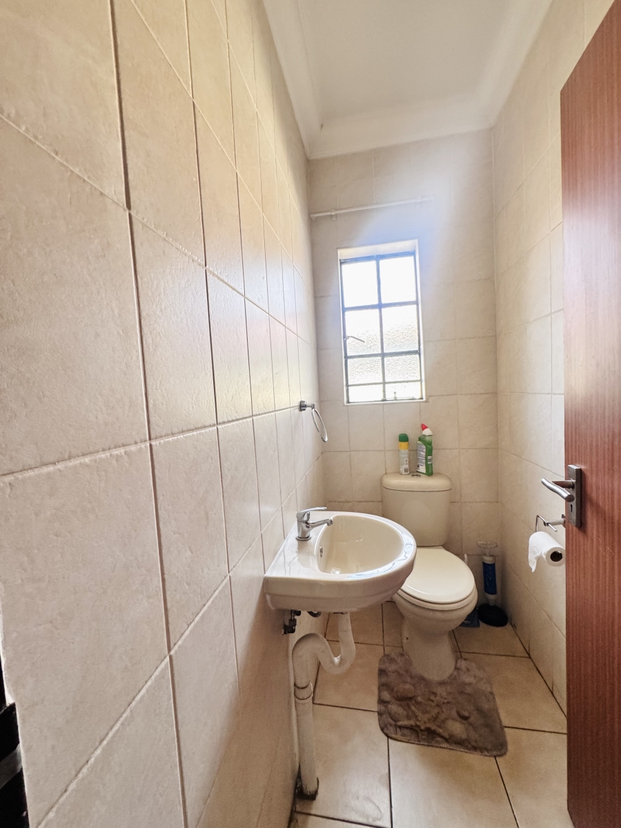 3 Bedroom Property for Sale in Mineralia Mpumalanga