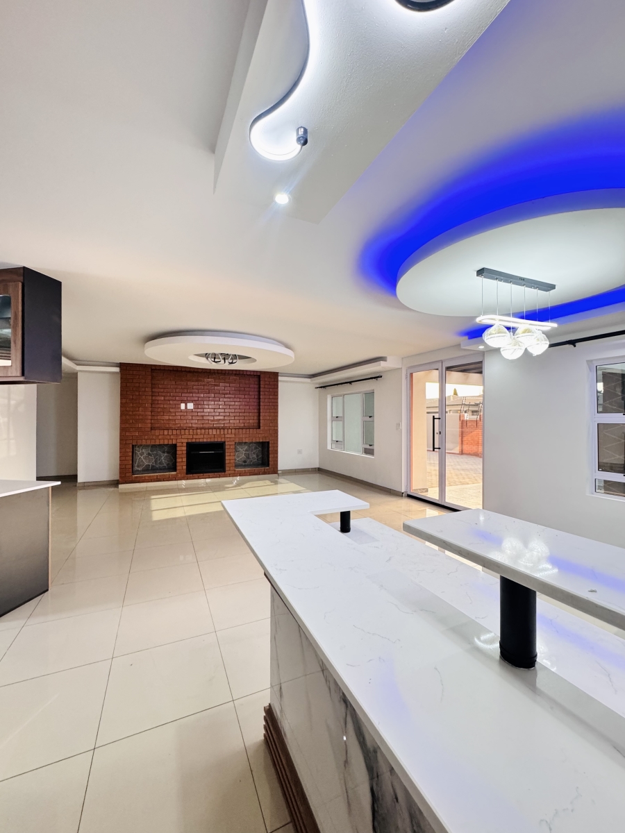 4 Bedroom Property for Sale in Aerorand Mpumalanga
