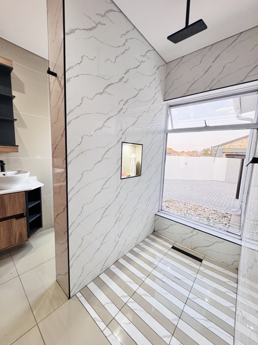 4 Bedroom Property for Sale in Aerorand Mpumalanga